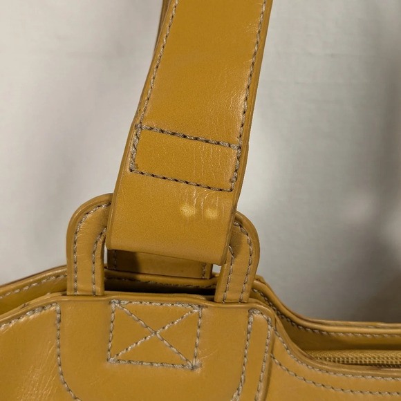 Nine West large Hobo Purse Mustard Yellow Faux leather - Picture 4 of 10